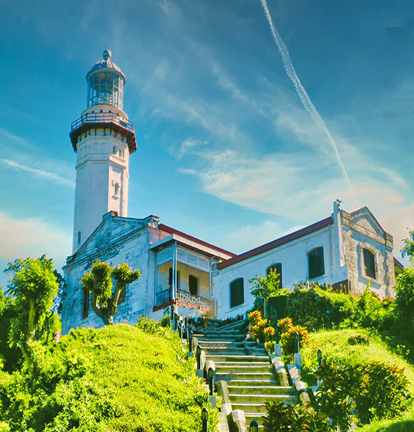 burgos-lighthouse